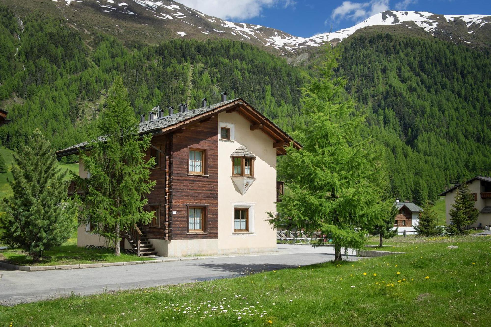 Residence Le Cascate ลีวินโญ ภายนอก รูปภาพ