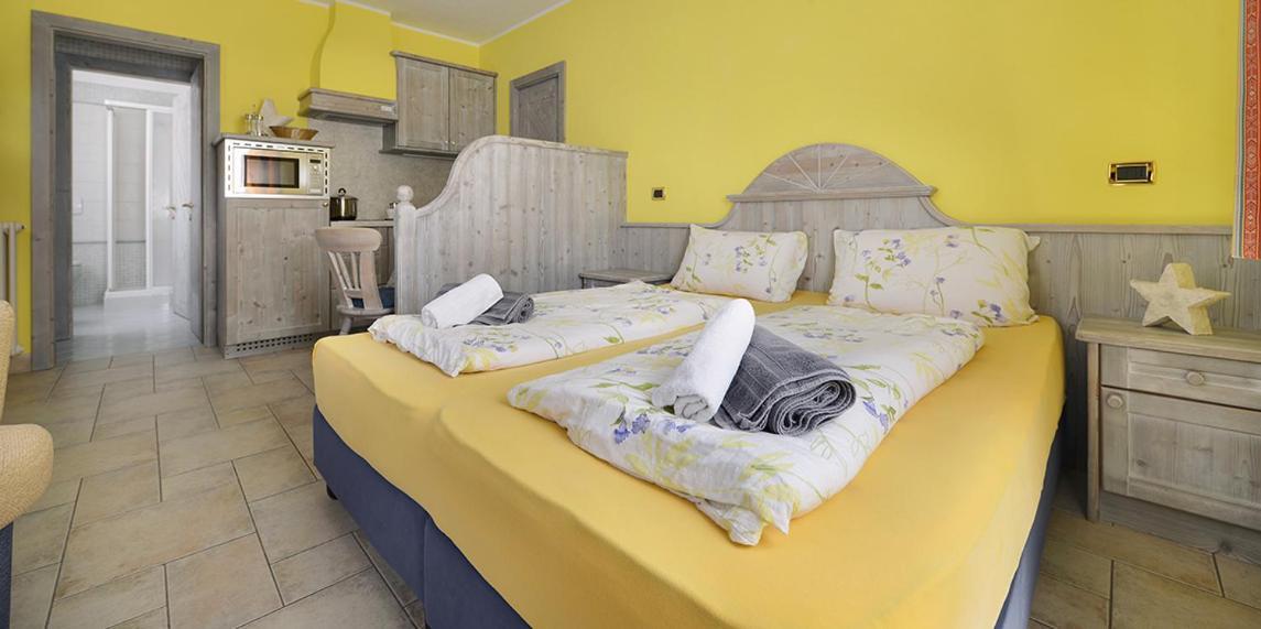 Residence Le Cascate ลีวินโญ ภายนอก รูปภาพ