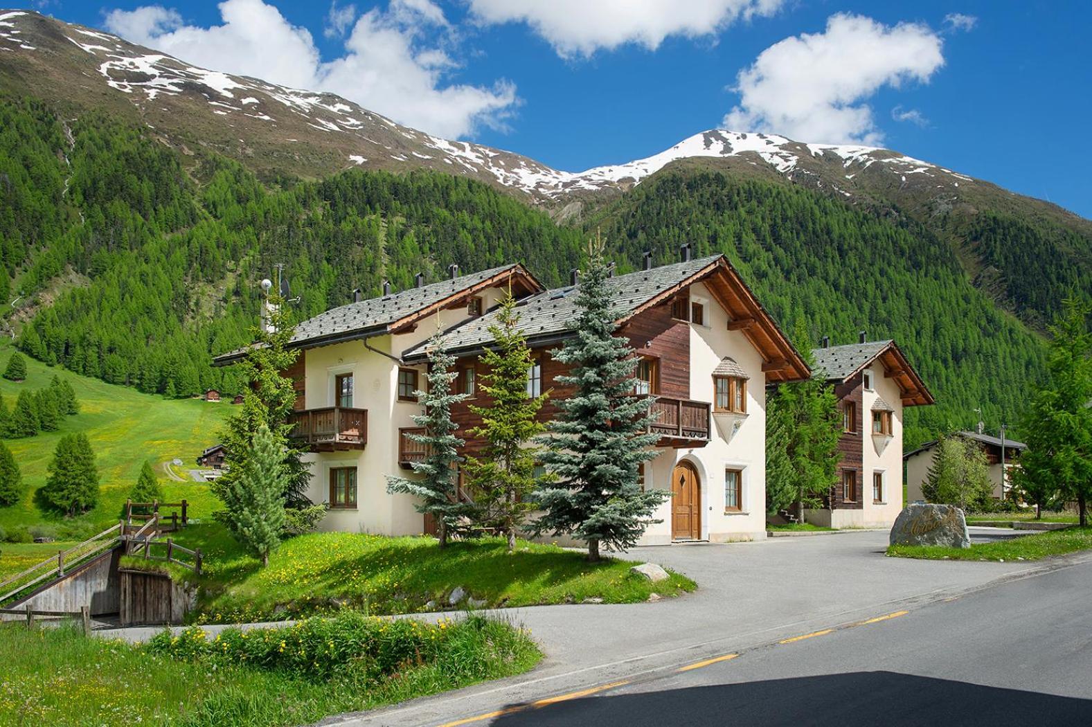 Residence Le Cascate ลีวินโญ ภายนอก รูปภาพ